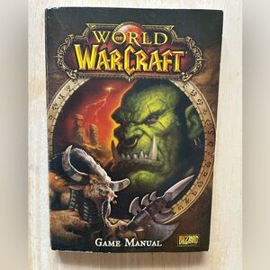 World of Warcraft Game Manual, Blizzard Entertainment Online, 2004 Paperback